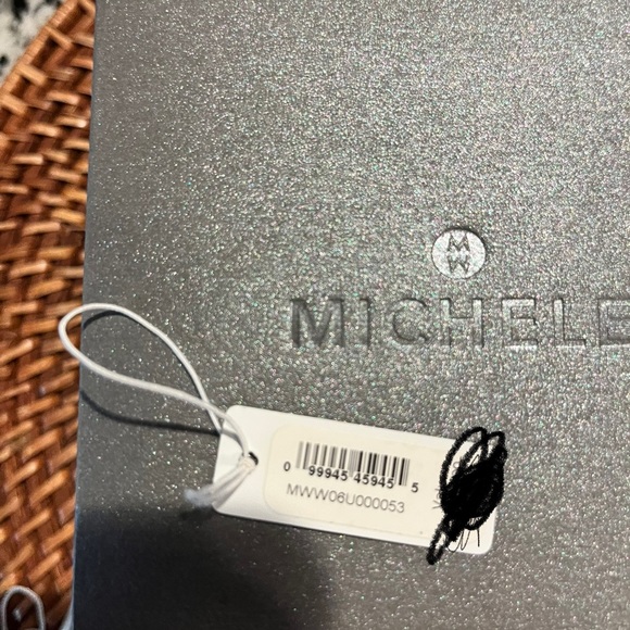 Michelle watch worn a few times in excellent condition . NEEDS NEW BATTERY - Picture 7 of 9